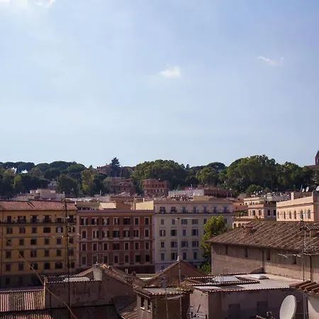 Relais Trastevere ベッド・アンド・ブレックファスト 4*