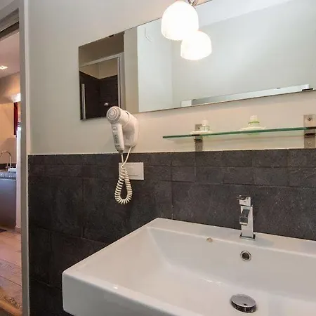 Oda ve Kahvaltı Relais Trastevere Roma