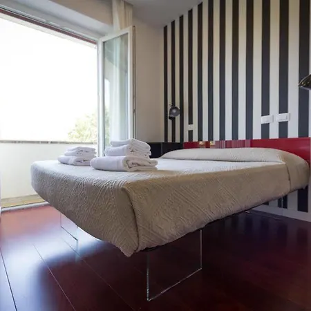 Relais Trastevere Bed & Breakfast 4*