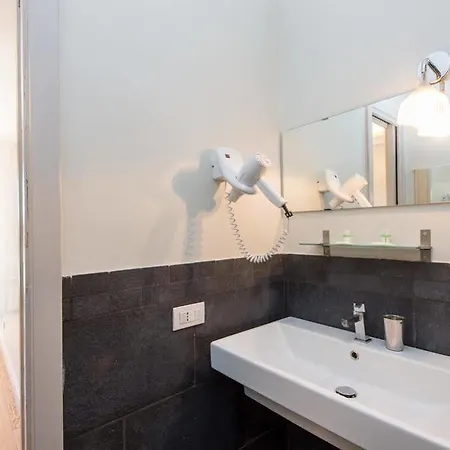 Relais Trastevere Bed and Breakfast 3*